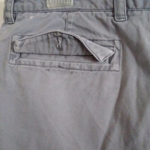 IZOD men's 38 waist gray 100% cotton shorts - Picture 11 of 14